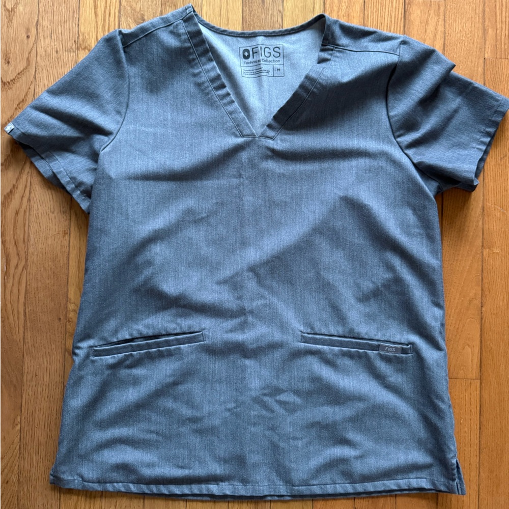 Figs gray Casma Three-Pocket scrub top